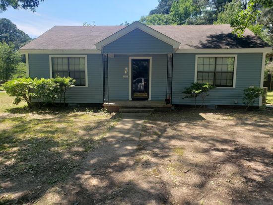 705 Olive St Magnolia Ar 71753 Zillow
