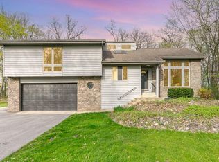 3870 W 129th Ct, Crown Point, IN 46307