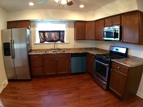 4th image of 309 E Traube Ave