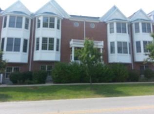 100 Guilford Trail Dr #4, Carmel, IN 46032