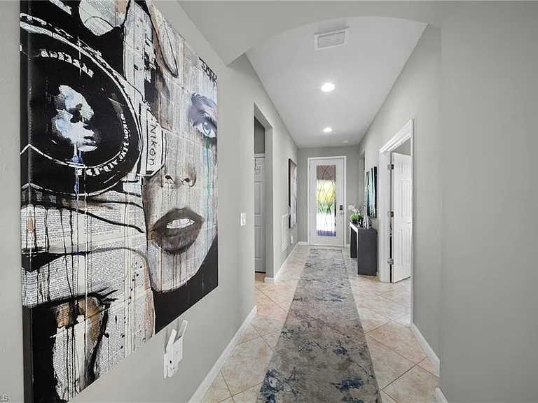 7052 Live Oak Dr — Photo 7