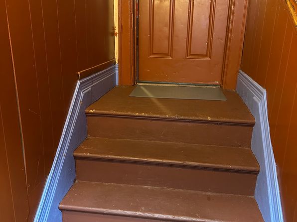 644 E Ferry St Unit 2