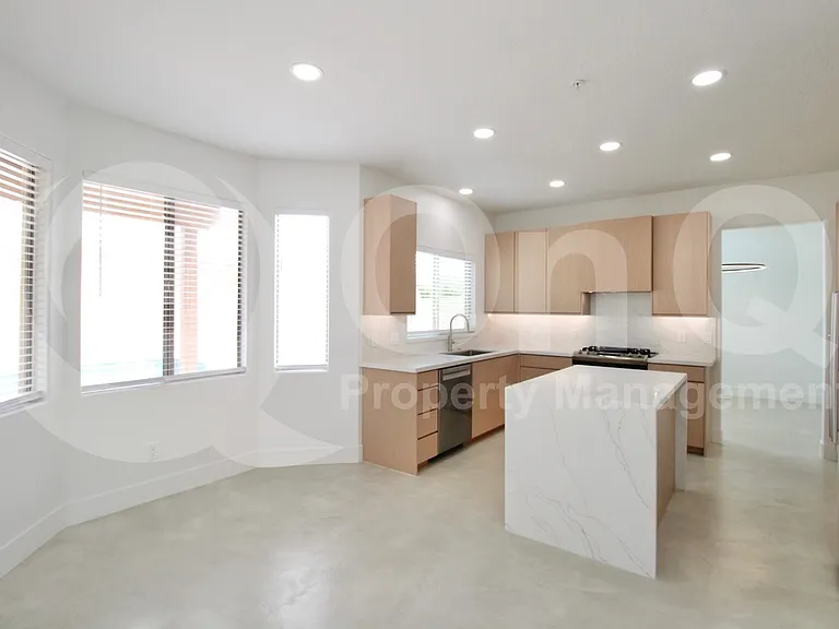15019 N 100th Way — Photo 7