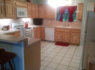 13203 Yupon Rd, Mont Belvieu, TX 77535