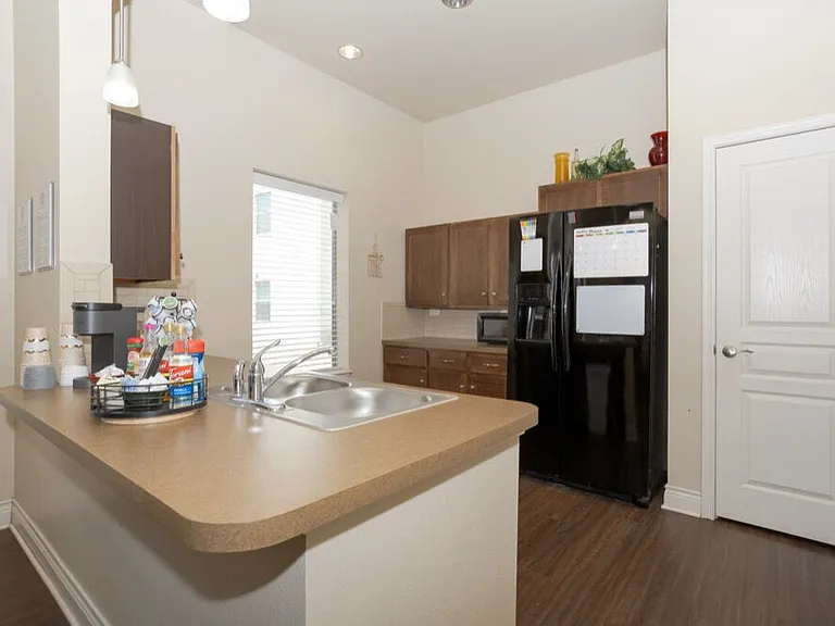 Live Oak Villas — Photo 5