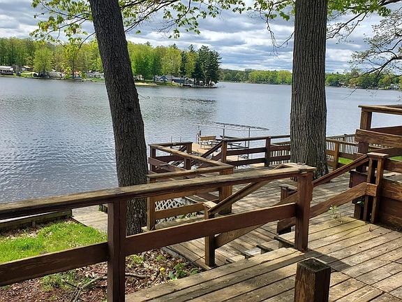 4th image of 1361 N Crooked Lake Dr