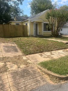 112 E Texas St, Denison, TX, 75021
