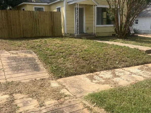 112 E Texas St, Denison, TX 75021