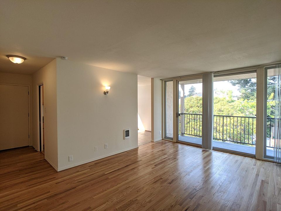 1st image of 1930 Vine St #308