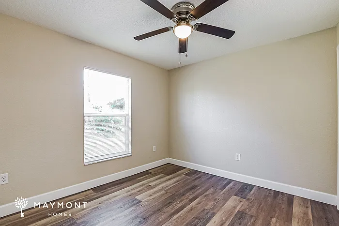 2897 Grayton St — Photo 12