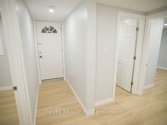 2nd image of 415 Chatham St #3