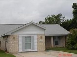 7336 Heather Ct, New Orleans, LA 70127