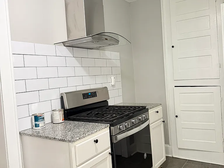 294 Brehl Ave — Photo 2