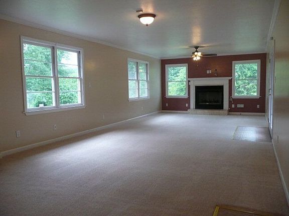 4th image of 3467 Pine Haven Dr