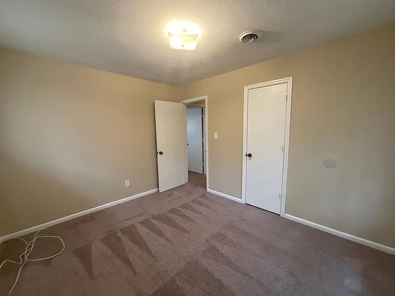 2338 Helsinki Dr — Photo 5