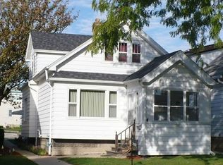 2009 S 75th St, West Allis, WI 53219