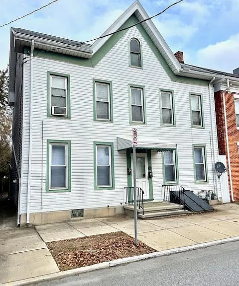214 York St #1 — Photo 1