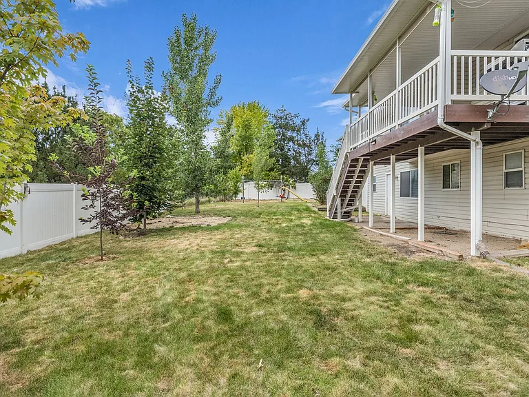 567 N Allanwood Pl — Photo 36