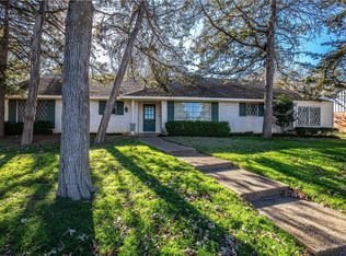 920 Deer Ridge Dr, Woodway, TX 76712