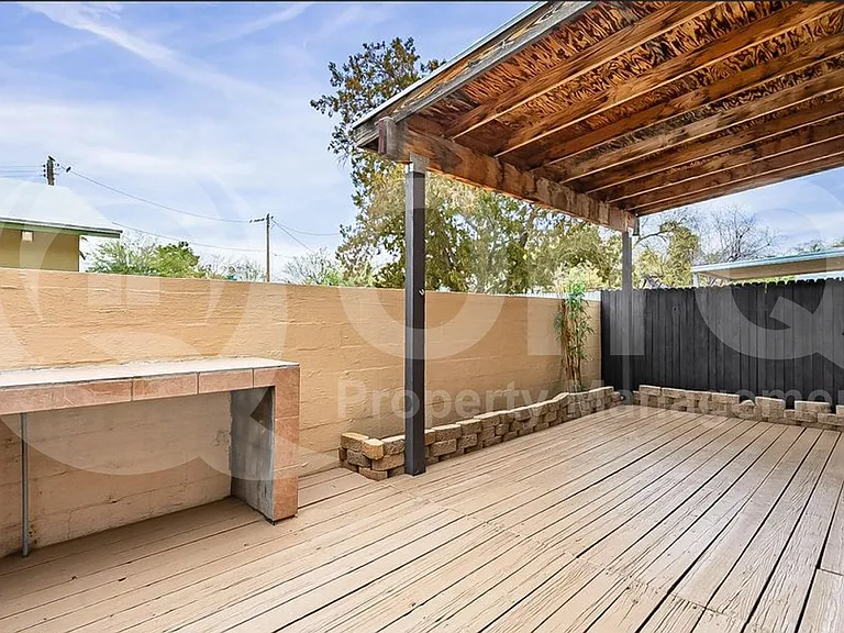 216 E Pastime Rd — Photo 10