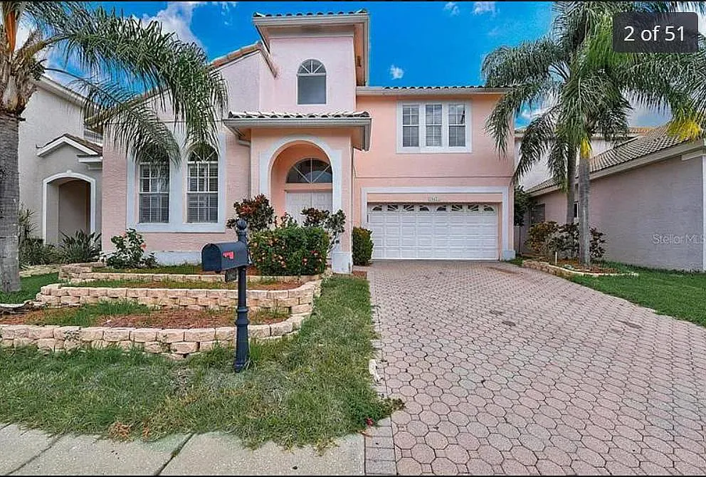 10621 Hatteras Dr — Photo 2