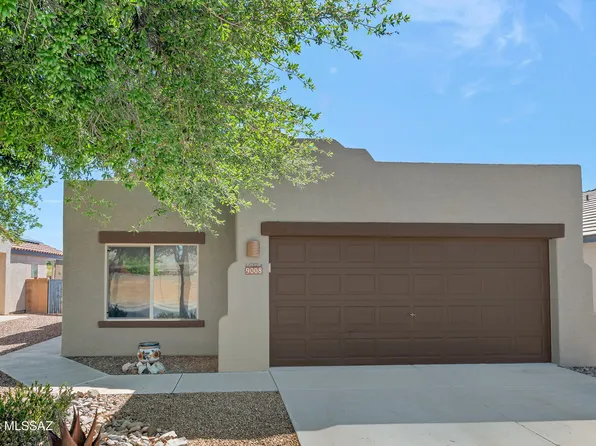 9008 N School Hill Dr, Tucson, AZ 85743