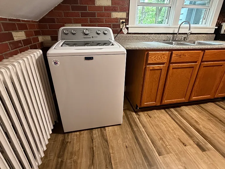 142 Bay St #2 — Photo 15