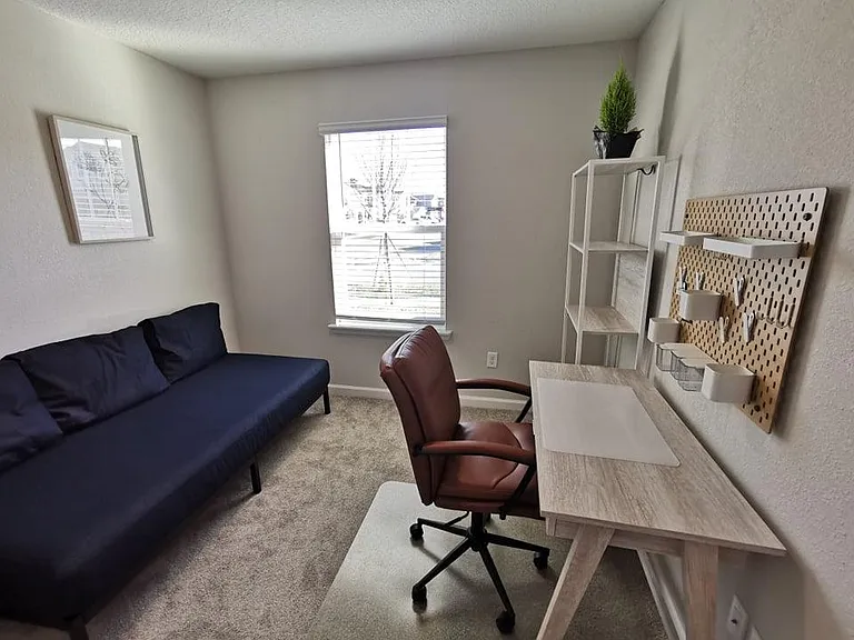 20 Roycroft Pl — Photo 10