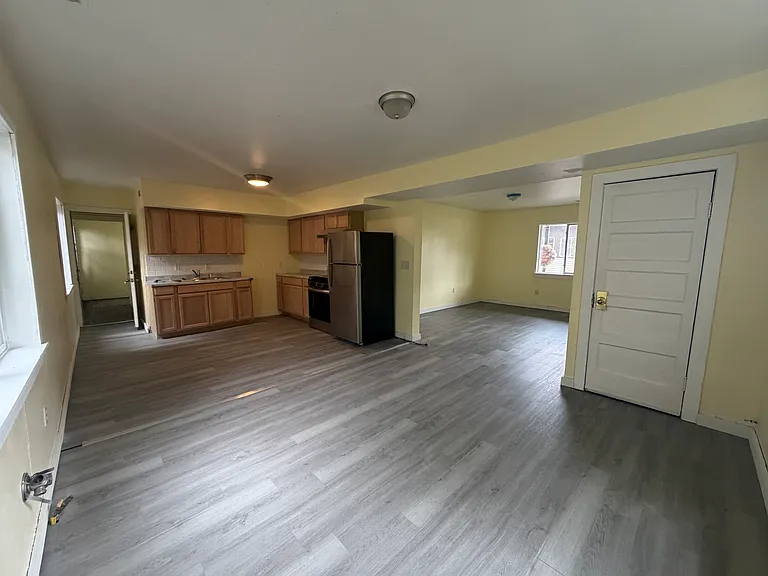 79 Baker St #4 — Photo 3