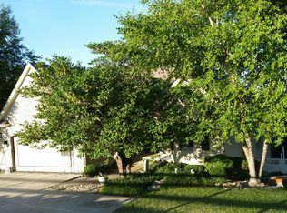 501 Minter Rd, Grain Valley, MO 64029