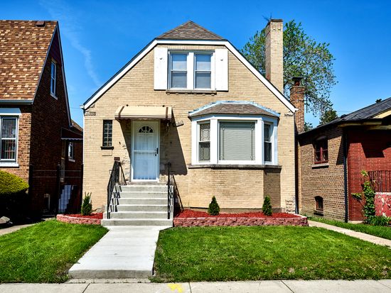 10124 S Prairie Ave, Chicago, IL 60628