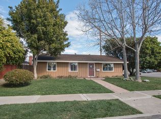 2252 Rutgers Dr, Costa Mesa, CA 92626