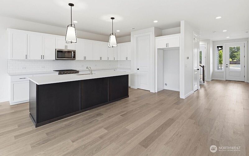 4th image of 14216 14th Avenue Ct E #196