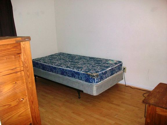 4th image of 102 Calhoun St Unit 221