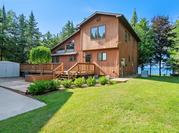 234 Patrick Dr, Indian River, MI 49749