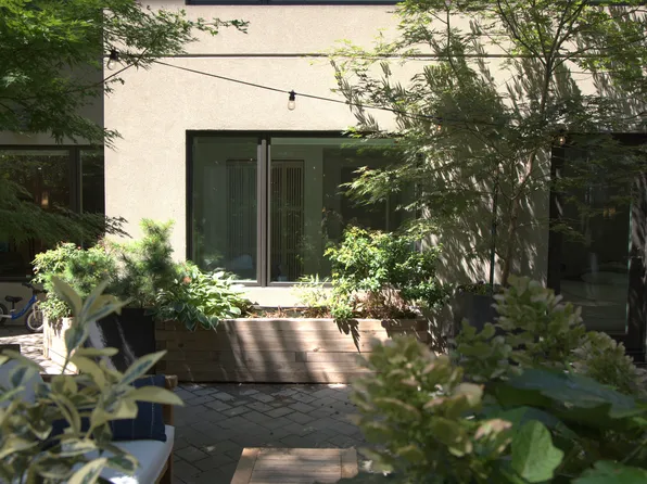 15 East 19th Street image 18 of 19