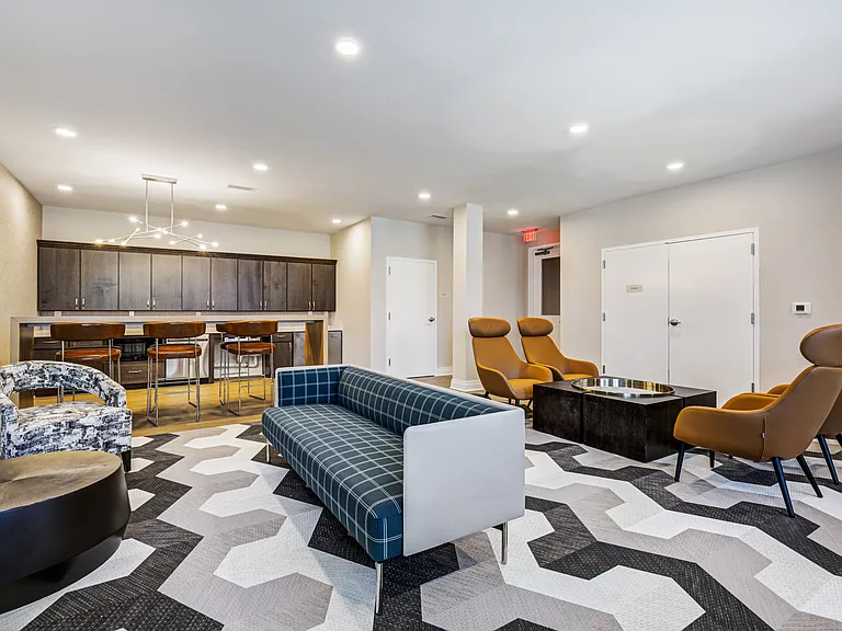 Providence Place — Photo 6