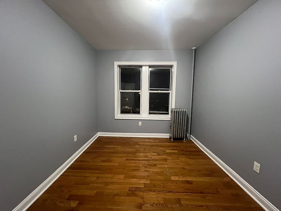 2nd image of 729 A Ave #8E