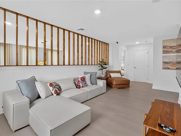 2254 Lost Horizon Way — Photo 19