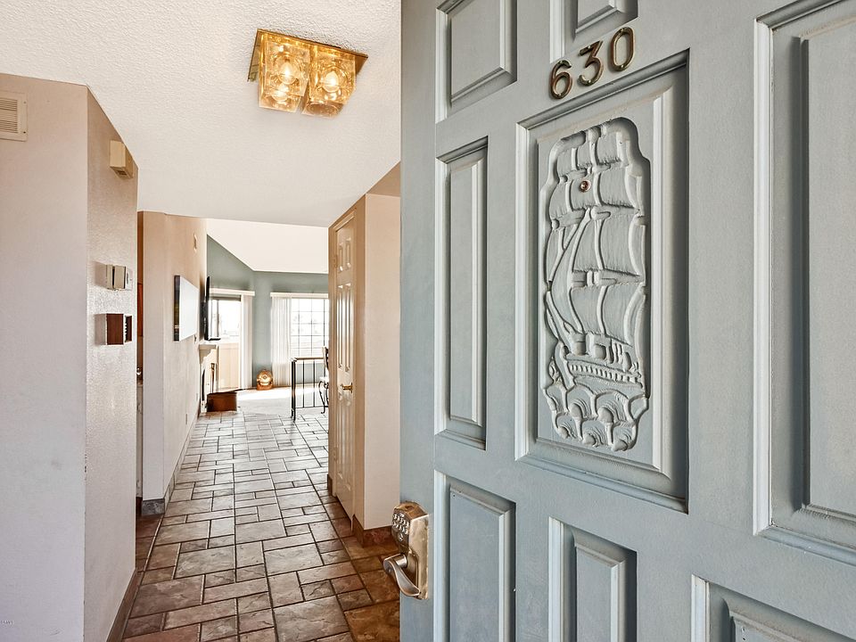 1st image of 630 Island View Cir
