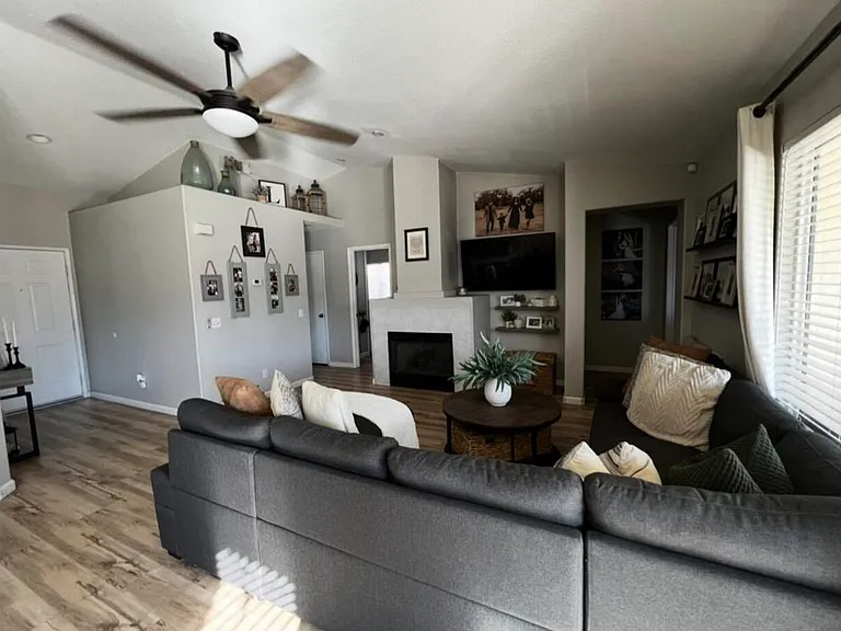 37772 Hollister Dr #37772 — Photo 7