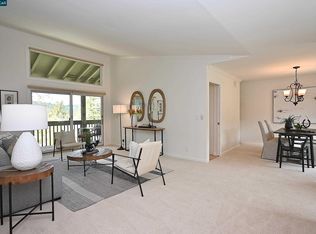 735 Terra California Dr APT 3, Walnut Creek, CA 94595