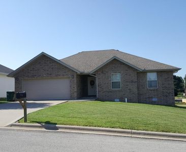 311 Prairie Ln, Monett, MO, 65708