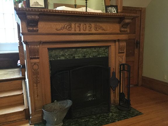 2nd image of 523 S Saint Joseph St