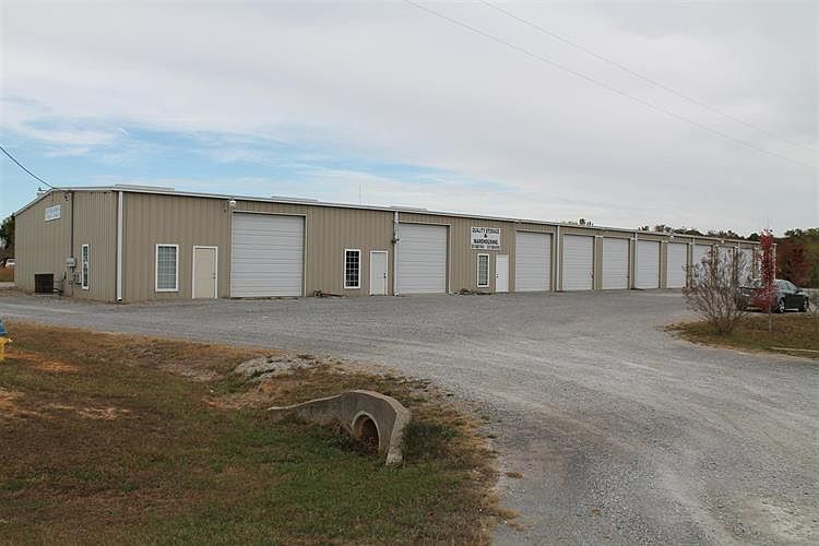2nd image of 141 Parham Blvd