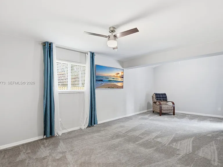 15845 SW 87th Ave — Photo 38