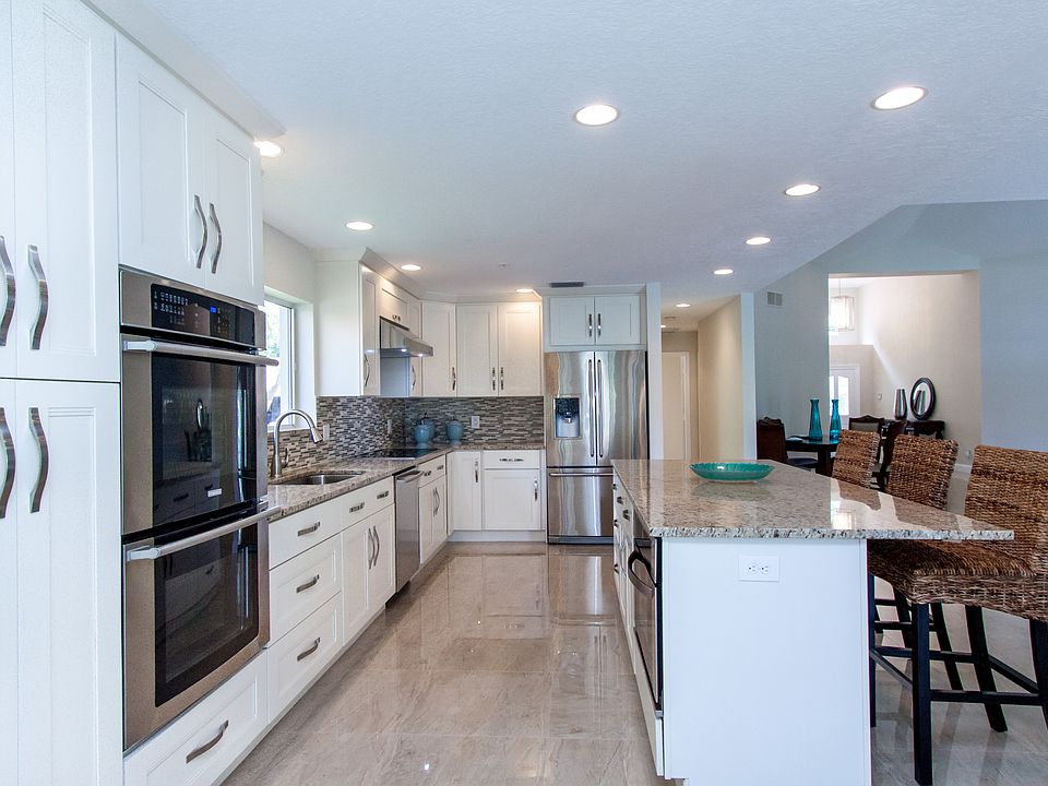 1st image of 2926 Sabalwood Ct