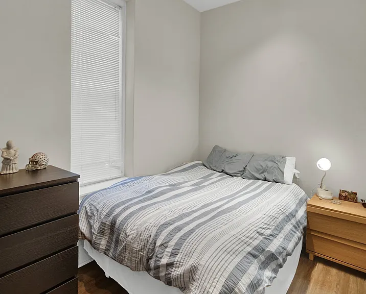 159 W Goethe St — Photo 10