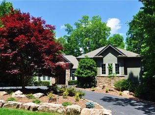 1051 Utsonati Ln, Brevard, NC 28712