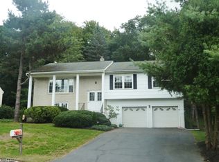 7 Wordsworth Dr, Sparta, NJ 07871